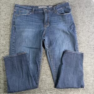 Levi Denizen Modern Straight Crop Womens Jean Size 16